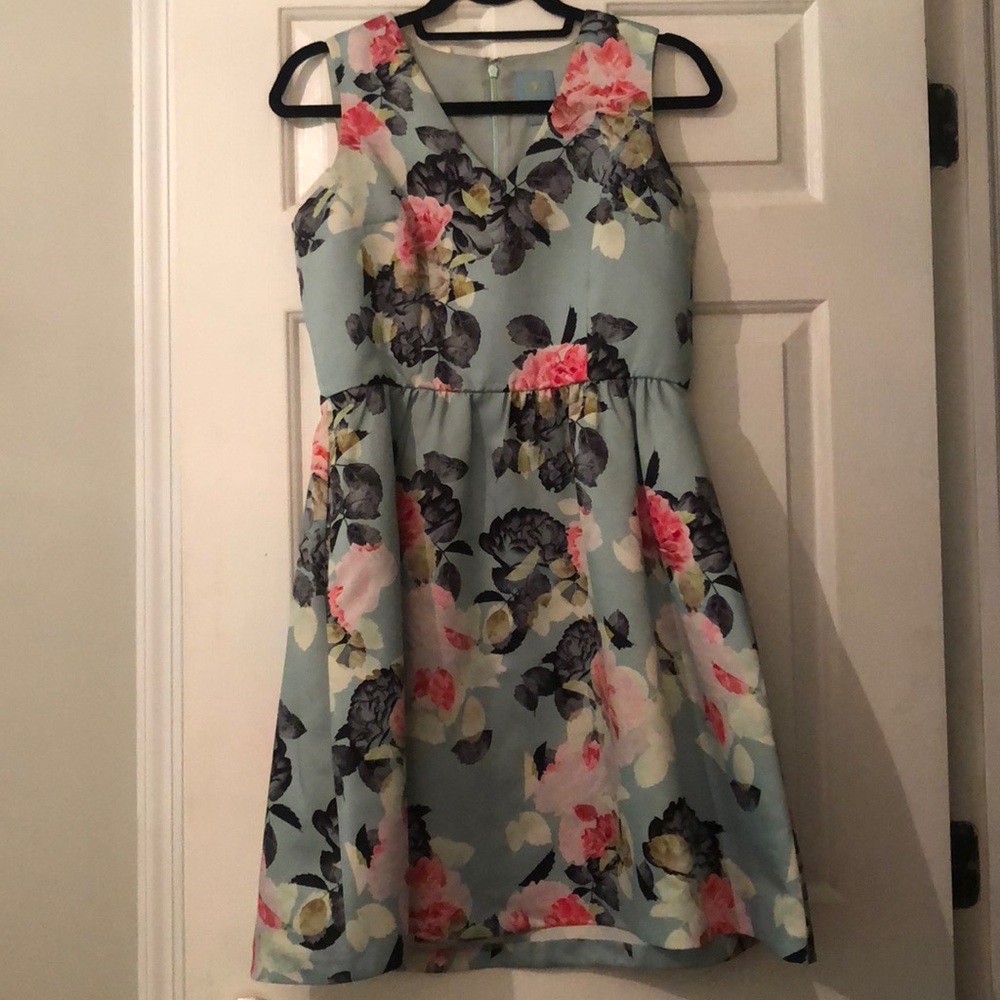 Cocktail dress with flower design